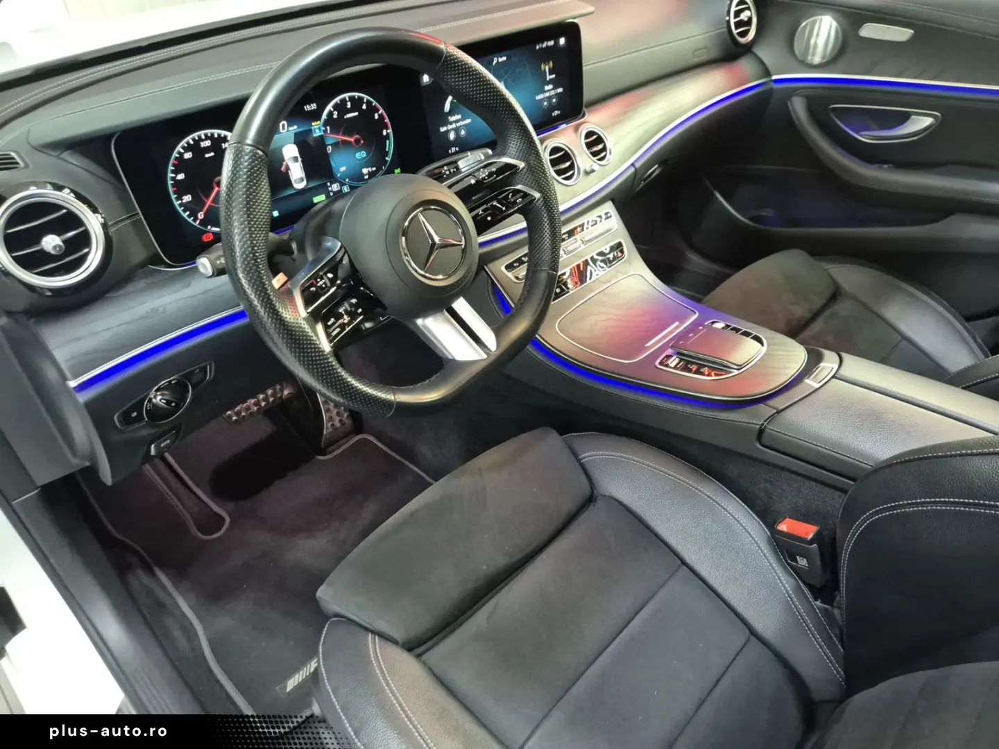 MERCEDES-BENZ E 300 de  AMG-LINE BURMESTER PANO JUNGE STERNE