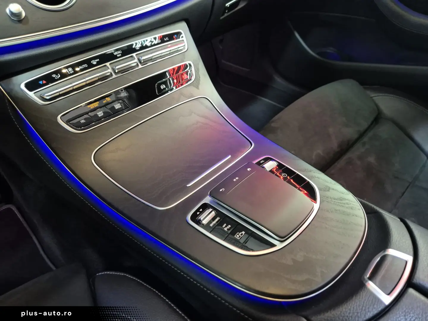 MERCEDES-BENZ E 300 de  AMG-LINE BURMESTER PANO JUNGE STERNE