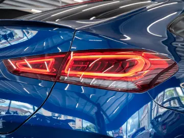 MERCEDES-BENZ GLE 53 Coupe AMG 4M NIGHT-PAKET PANO STDHZ