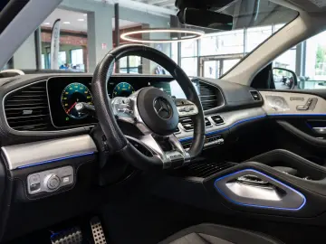 MERCEDES-BENZ GLE 53 Coupe AMG 4M NIGHT-PAKET PANO STDHZ