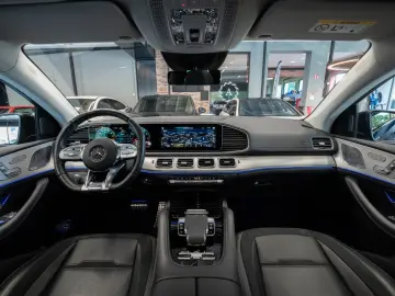 MERCEDES-BENZ GLE 53 Coupe AMG 4M NIGHT-PAKET PANO STDHZ