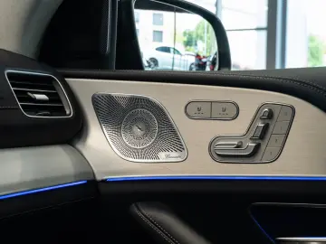 MERCEDES-BENZ GLE 53 Coupe AMG 4M NIGHT-PAKET PANO STDHZ