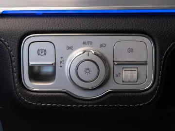 MERCEDES-BENZ GLE 53 Coupe AMG 4M NIGHT-PAKET PANO STDHZ