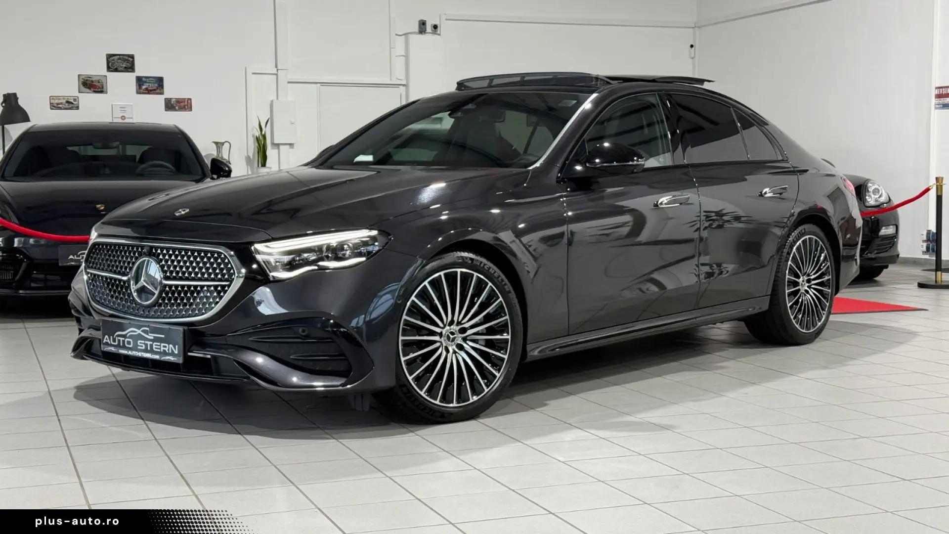 MERCEDES-BENZ E 220 d AMG Premium SUPERSCREEN PANO FULL