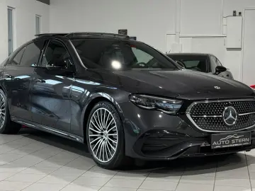 MERCEDES-BENZ E 220 d AMG Premium SUPERSCREEN PANO FULL
