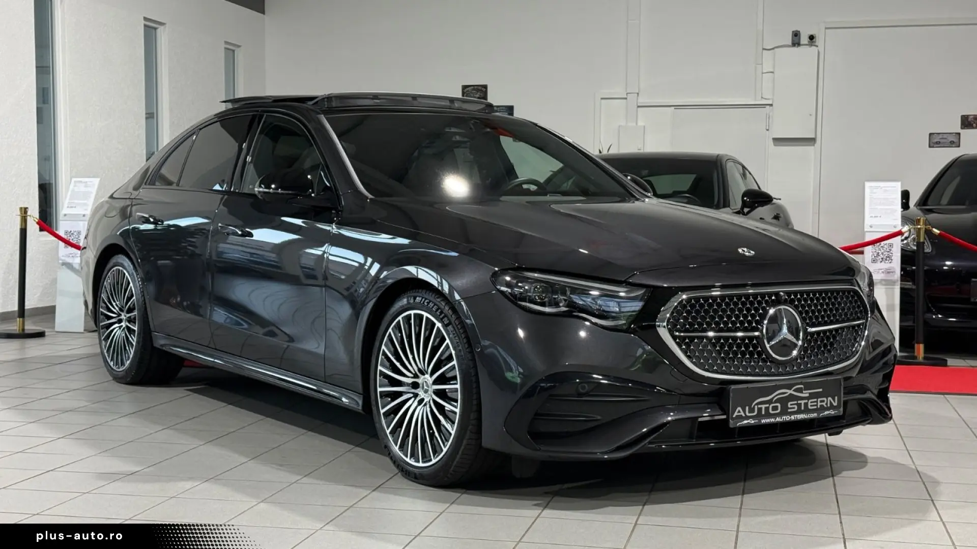 MERCEDES-BENZ E 220 d AMG Premium SUPERSCREEN PANO FULL