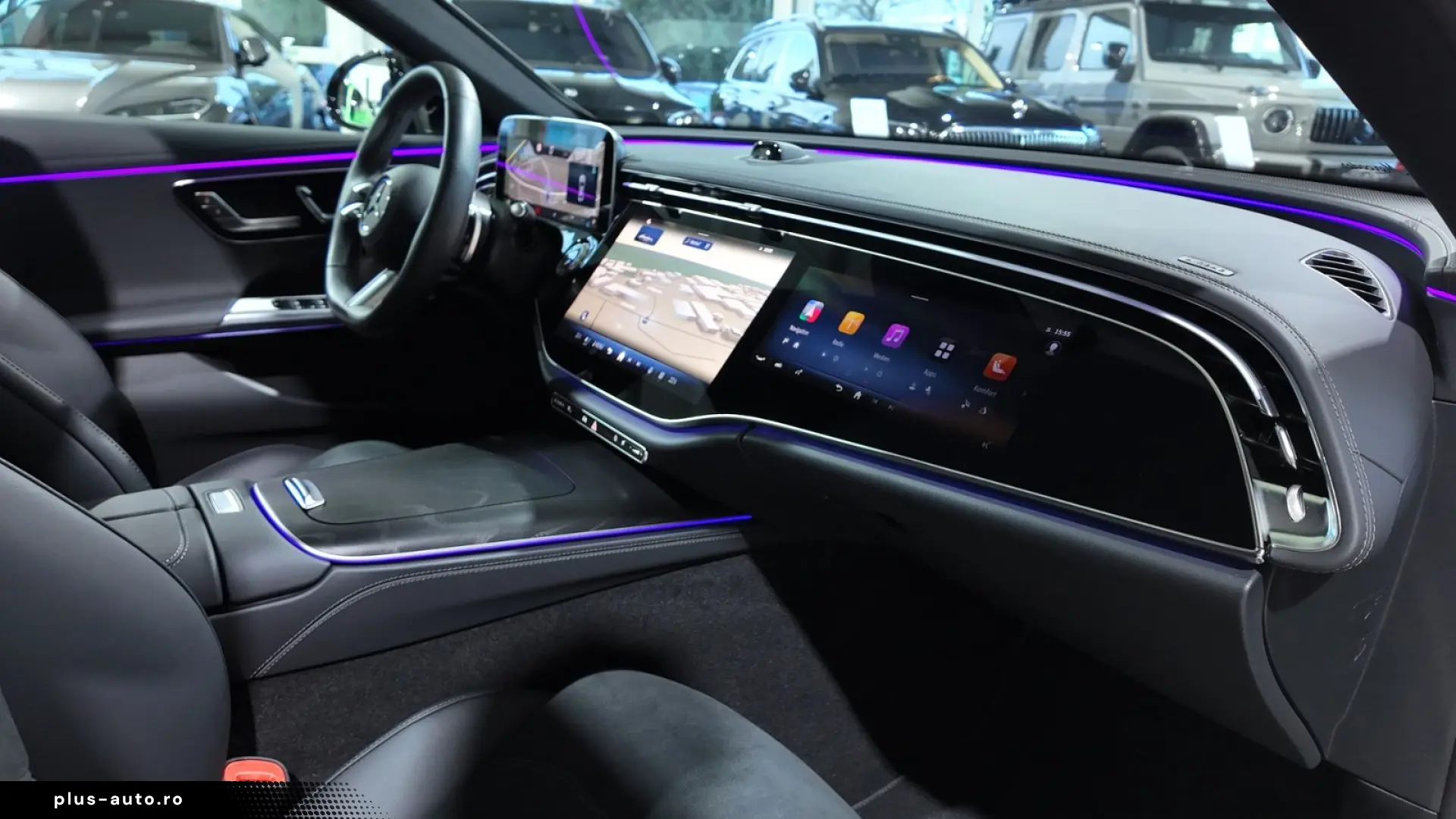 MERCEDES-BENZ E 220 d AMG Premium SUPERSCREEN PANO FULL