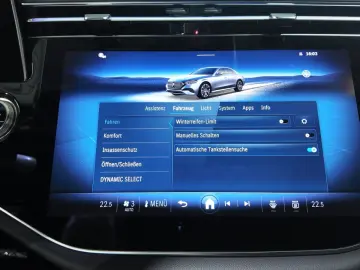 MERCEDES-BENZ E 220 d AMG Premium SUPERSCREEN PANO FULL