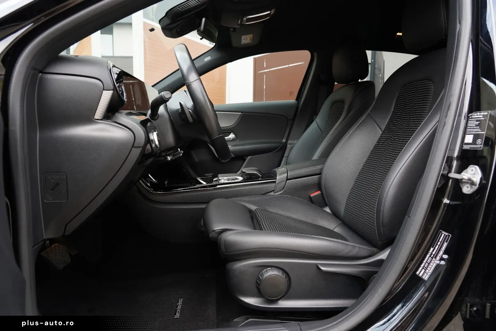 Mercedes-Benz A-180