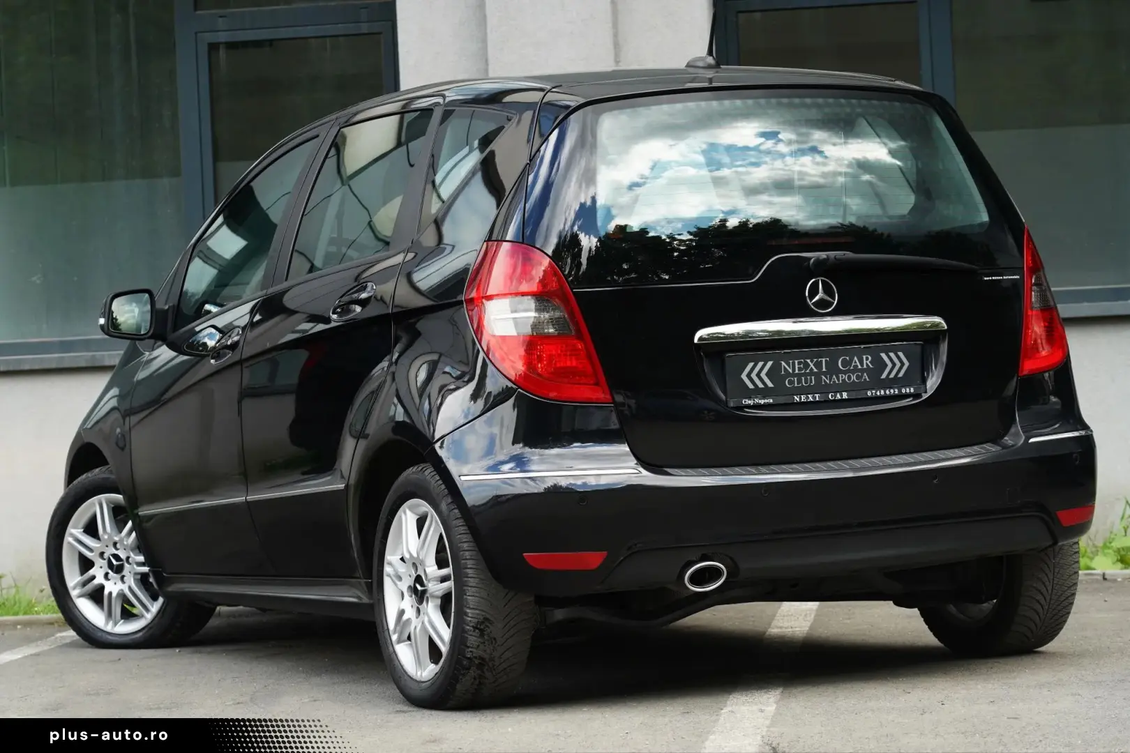 Mercedes-Benz A-180