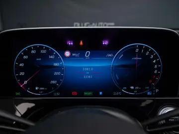 Mercedes-Benz E 300e AMG