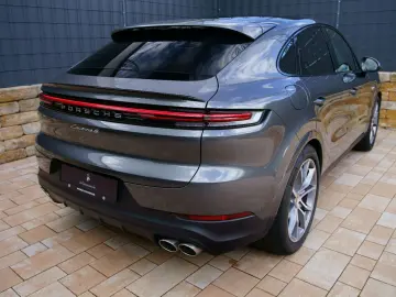 PORSCHE Cayenne Coupe S E-Hybrid  HD-MATRIX HLA INNO