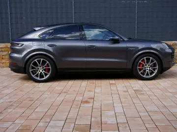 PORSCHE Cayenne Coupe S E-Hybrid  HD-MATRIX HLA INNO