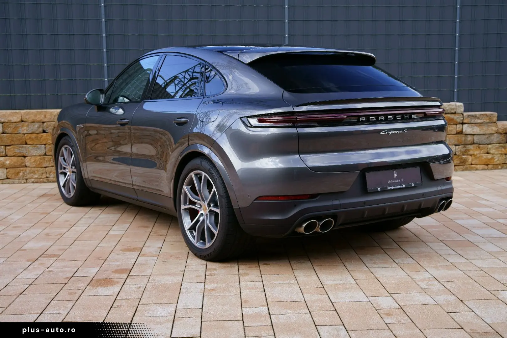 PORSCHE Cayenne Coupe S E-Hybrid  HD-MATRIX HLA INNO