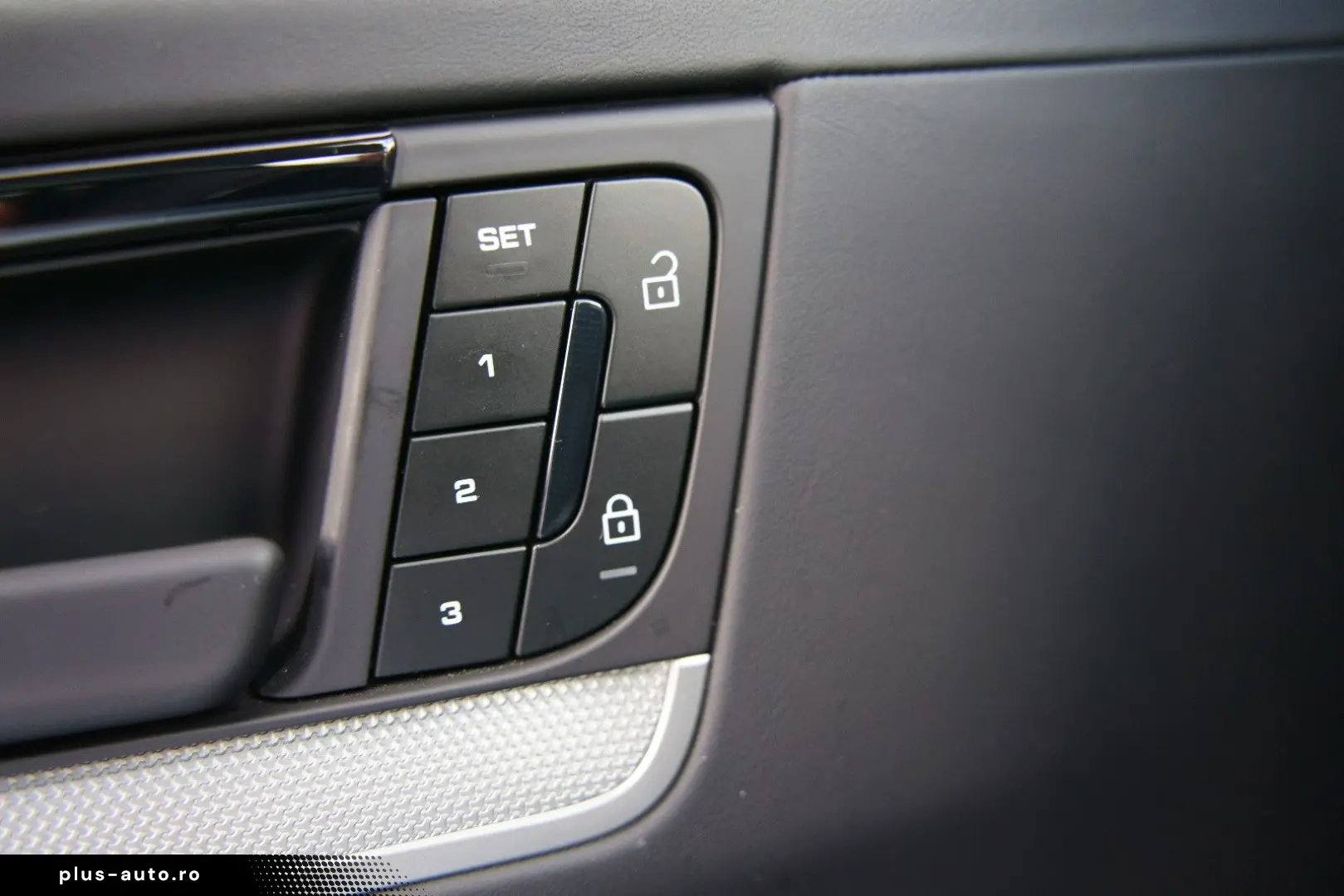 PORSCHE Cayenne Coupe S E-Hybrid  HD-MATRIX HLA INNO