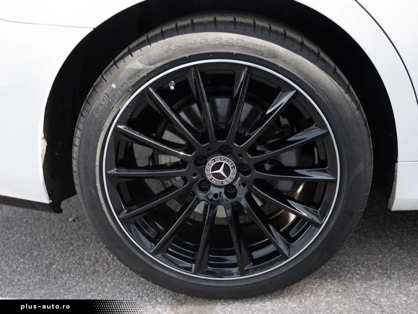 MERCEDES-BENZ S 350 d 4M AMG-Sport Pano Burm Sitzklima Stdhz