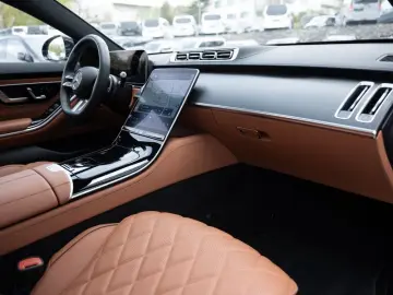 MERCEDES-BENZ S 450 d 4M AMG-Sport Pano Burm Sitzklima Stdhz