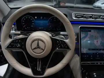 MERCEDES-BENZ S 350d AIRMATIC PANO MULTIBEAM SOFT-CL…