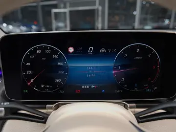 MERCEDES-BENZ S 350d AIRMATIC PANO MULTIBEAM SOFT-CL…