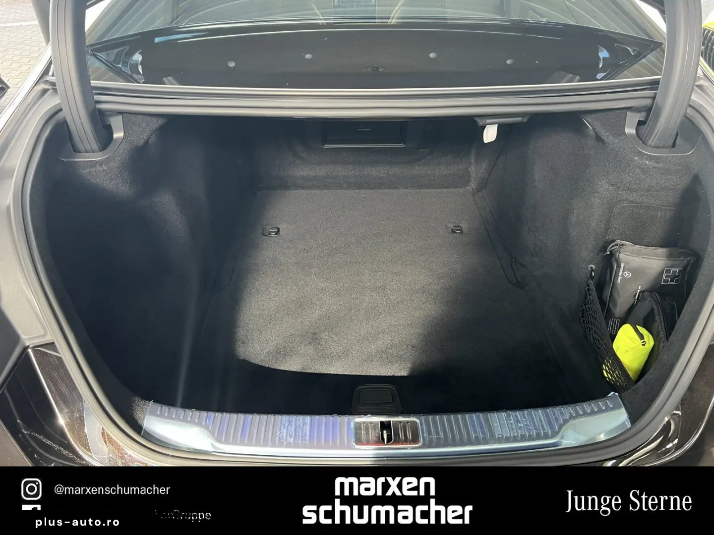 MERCEDES-BENZ S 350 d 4M AMG Standh Burm3D Pano Airmatic 360