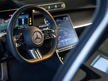 MERCEDES-BENZ S 450e AMG Line DIGITAL PANO NIGHT BURMESTER