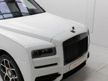Rolls-Royce Cullinan Black Badge