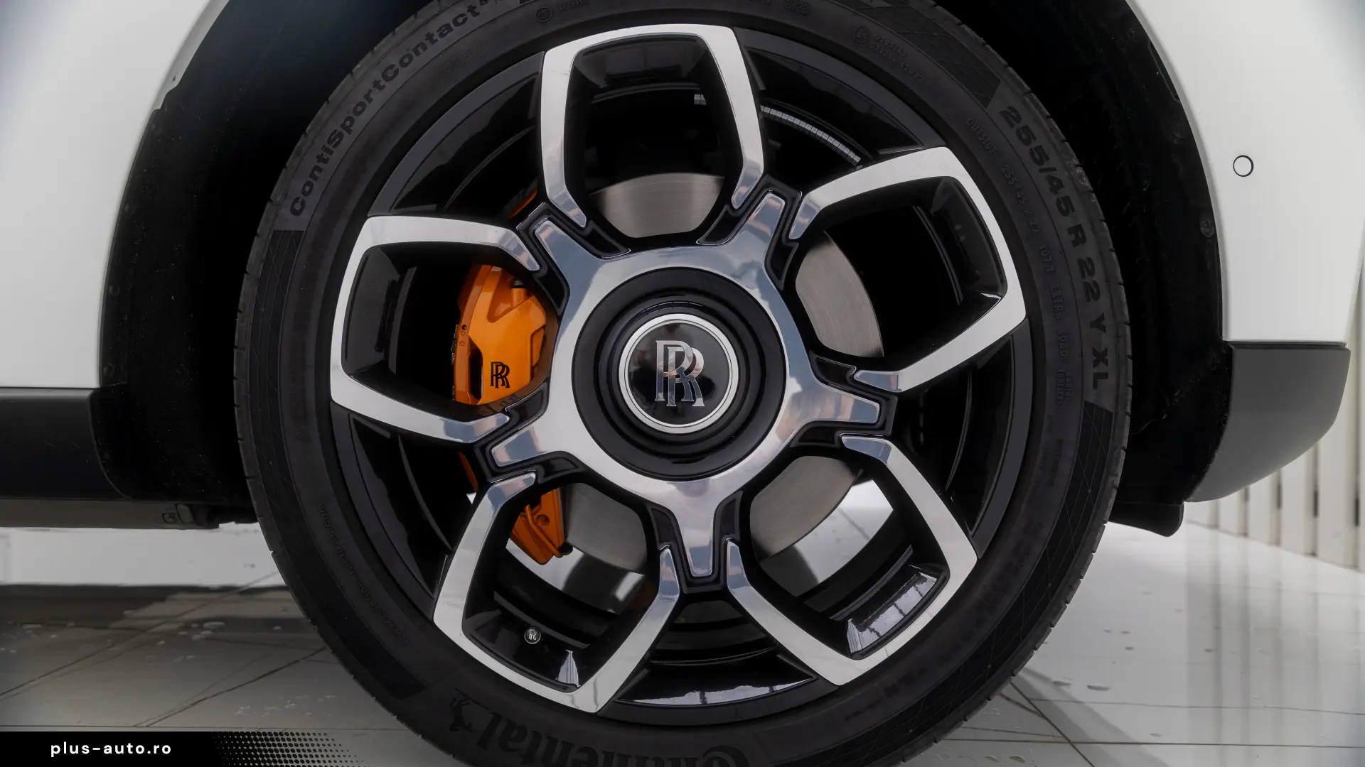 Rolls-Royce Cullinan Black Badge