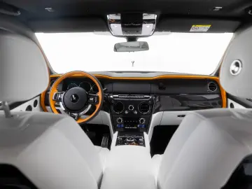 Rolls-Royce Cullinan Black Badge