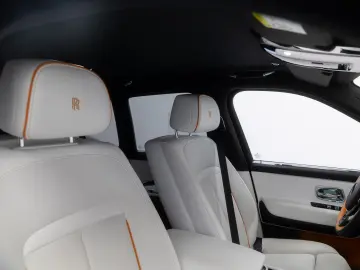 Rolls-Royce Cullinan Black Badge