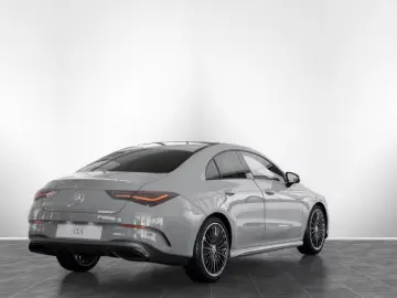 MERCEDES-BENZ CLA 180 Coupé AMG MBUX 360  M-LED Pano…