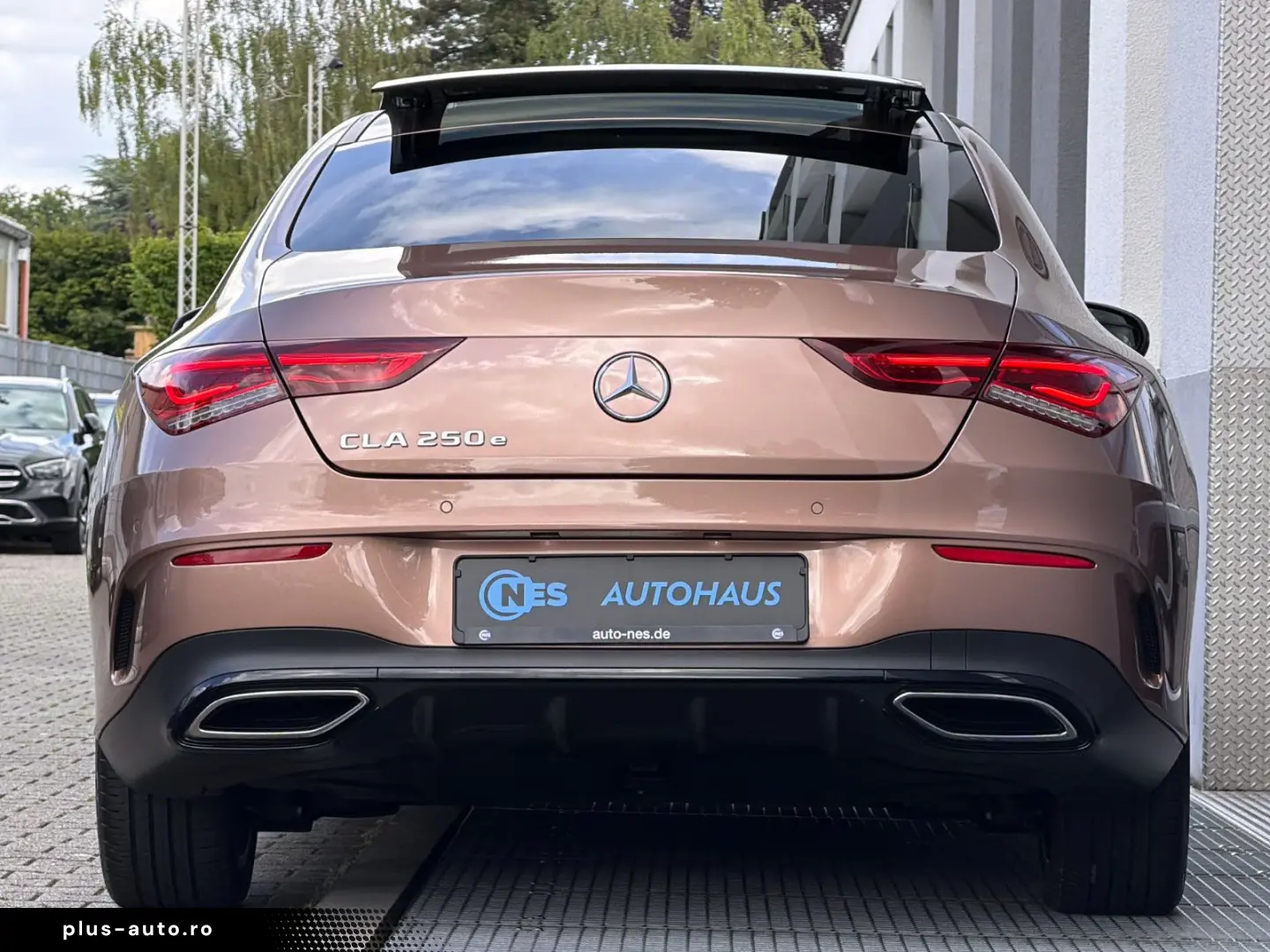 MERCEDES-BENZ CLA 250e 8G 3x AMG PANO 360 HEAD UP LE&hellip;
