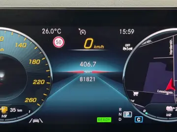 MERCEDES-BENZ CLA 250e 8G 3x AMG PANO 360 HEAD UP LE…