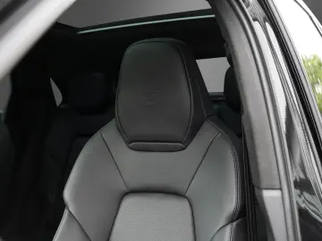 PORSCHE Cayenne GTS UPE186TEUR PDCC Burmester Luft PANO