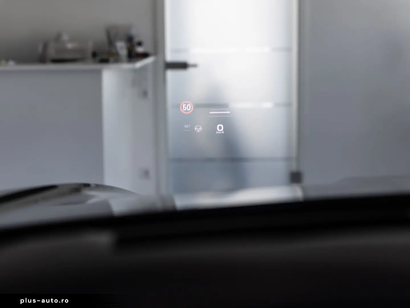 PORSCHE Cayenne S e-Hybrid SportDesign DVD im Fond AHK