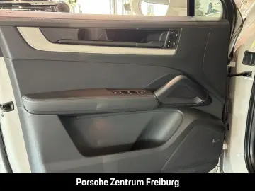 PORSCHE Cayenne E-Hybrid Coupe InnoDrive Head-Up Display