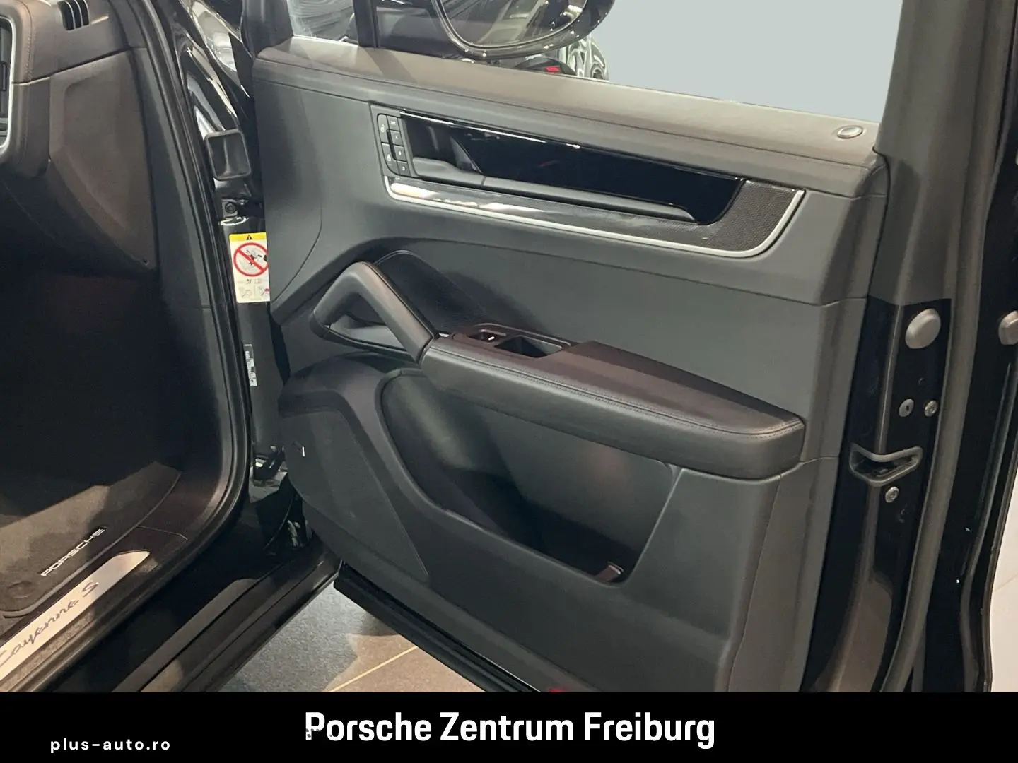 PORSCHE Cayenne S E-Hybrid InnoDrive Head-Up PDCC BOSE