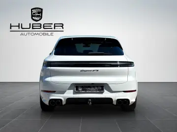 PORSCHE Cayenne GTS 18-WEGE PANO AHK STHZG HA-LENK INNO