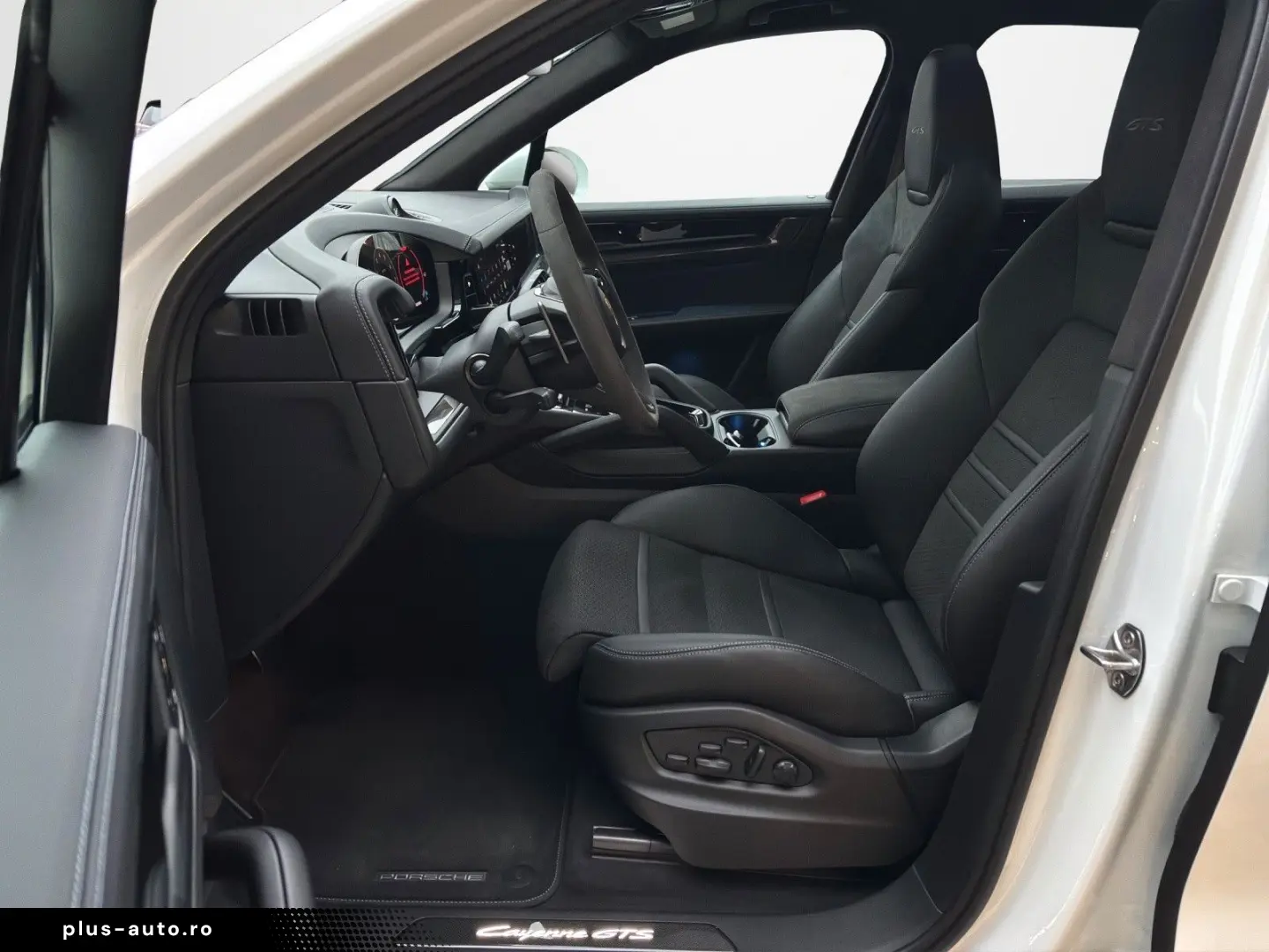 PORSCHE Cayenne GTS 18-WEGE PANO AHK STHZG HA-LENK INNO