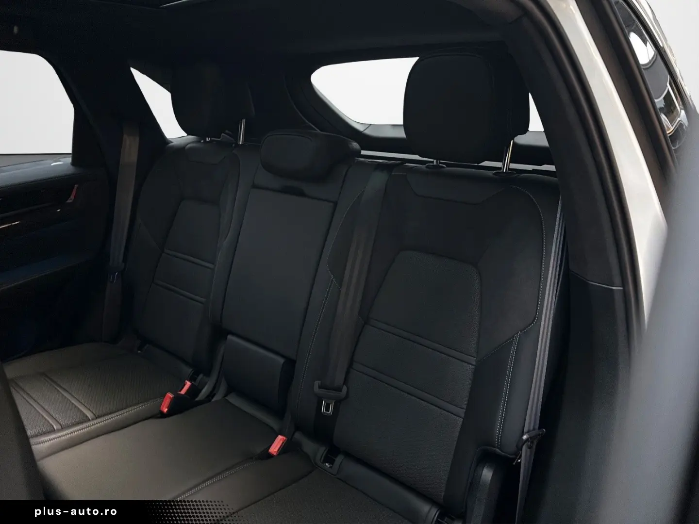 PORSCHE Cayenne GTS 18-WEGE PANO AHK STHZG HA-LENK INNO