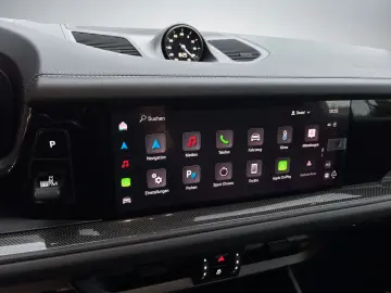 PORSCHE Cayenne GTS 18-WEGE PANO AHK STHZG HA-LENK INNO
