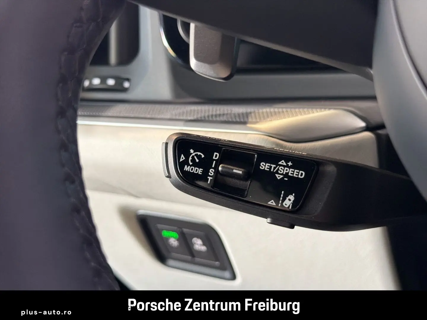 PORSCHE Cayenne E-Hybrid InnoDrive Head-Up Sportabgas