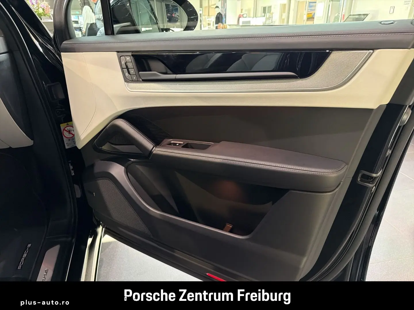 PORSCHE Cayenne E-Hybrid InnoDrive Head-Up Sportabgas