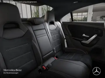 Mercedes-Benz CLA 180 AMG NIGHT PANO 360