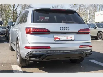 AUDI Q7 55 TFSI quattro S line Pano AHK Luftfederung