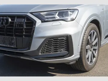 AUDI Q7 55 TFSI quattro S line Pano AHK Luftfederung
