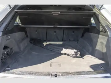 AUDI Q7 55 TFSI quattro S line Pano AHK Luftfederung