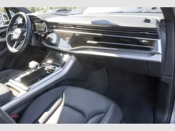 AUDI Q7 55 TFSI quattro S line Pano AHK Luftfederung
