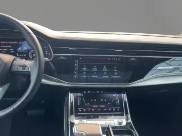 AUDI Q7 50 TDI S line quattro tiptronic Standheizung
