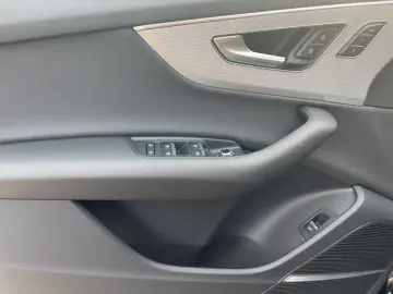AUDI Q7 50 TDI S line quattro tiptronic Standheizung