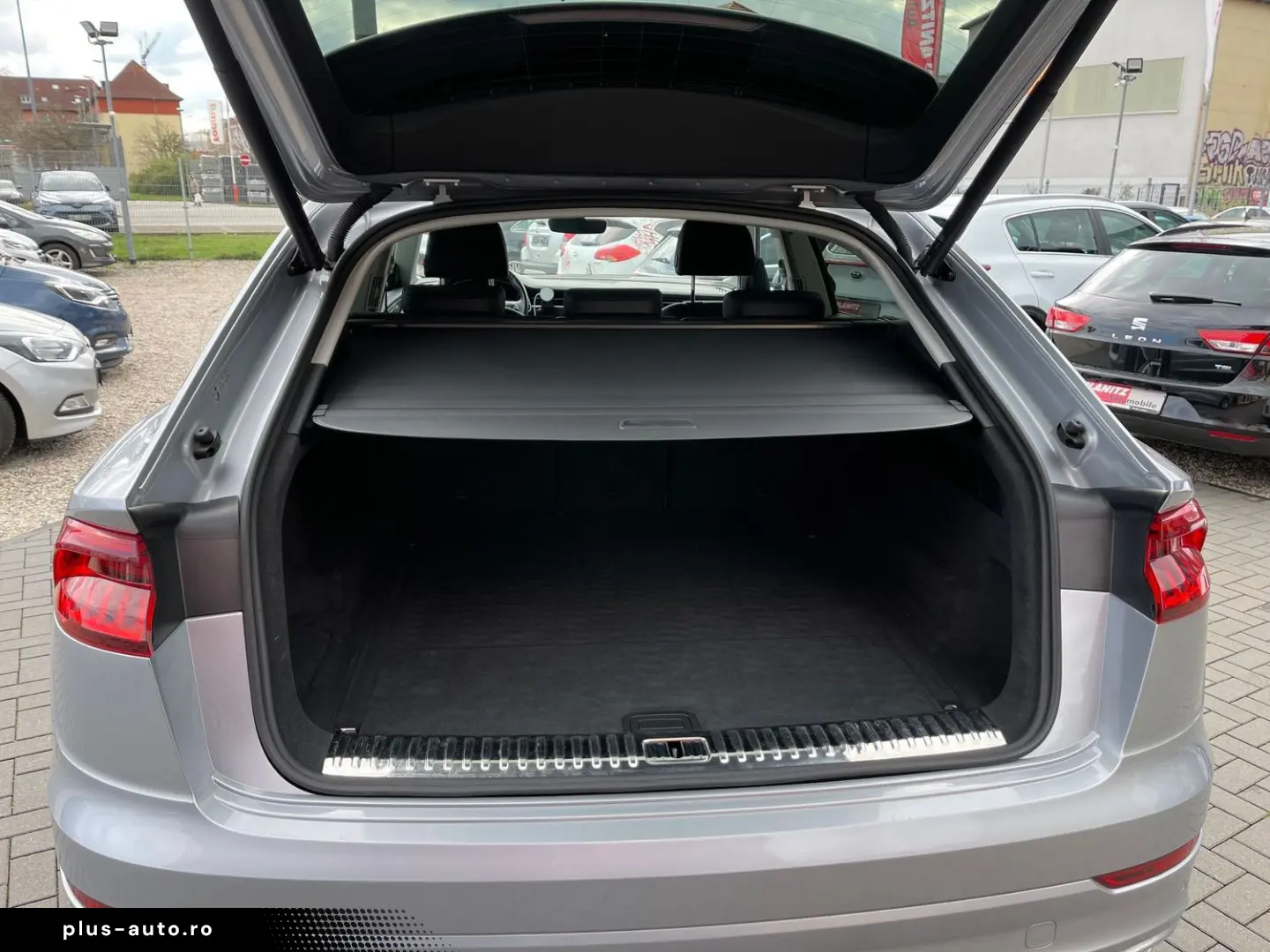 AUDI Q8 50 TDI quattro Navi digit.Tacho Bluetooth Led